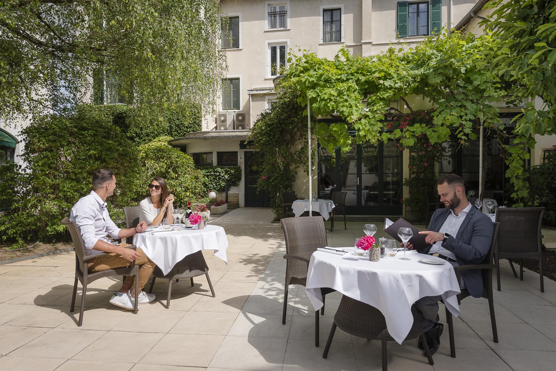 Hotel De La Poste Бон Экстерьер фото
