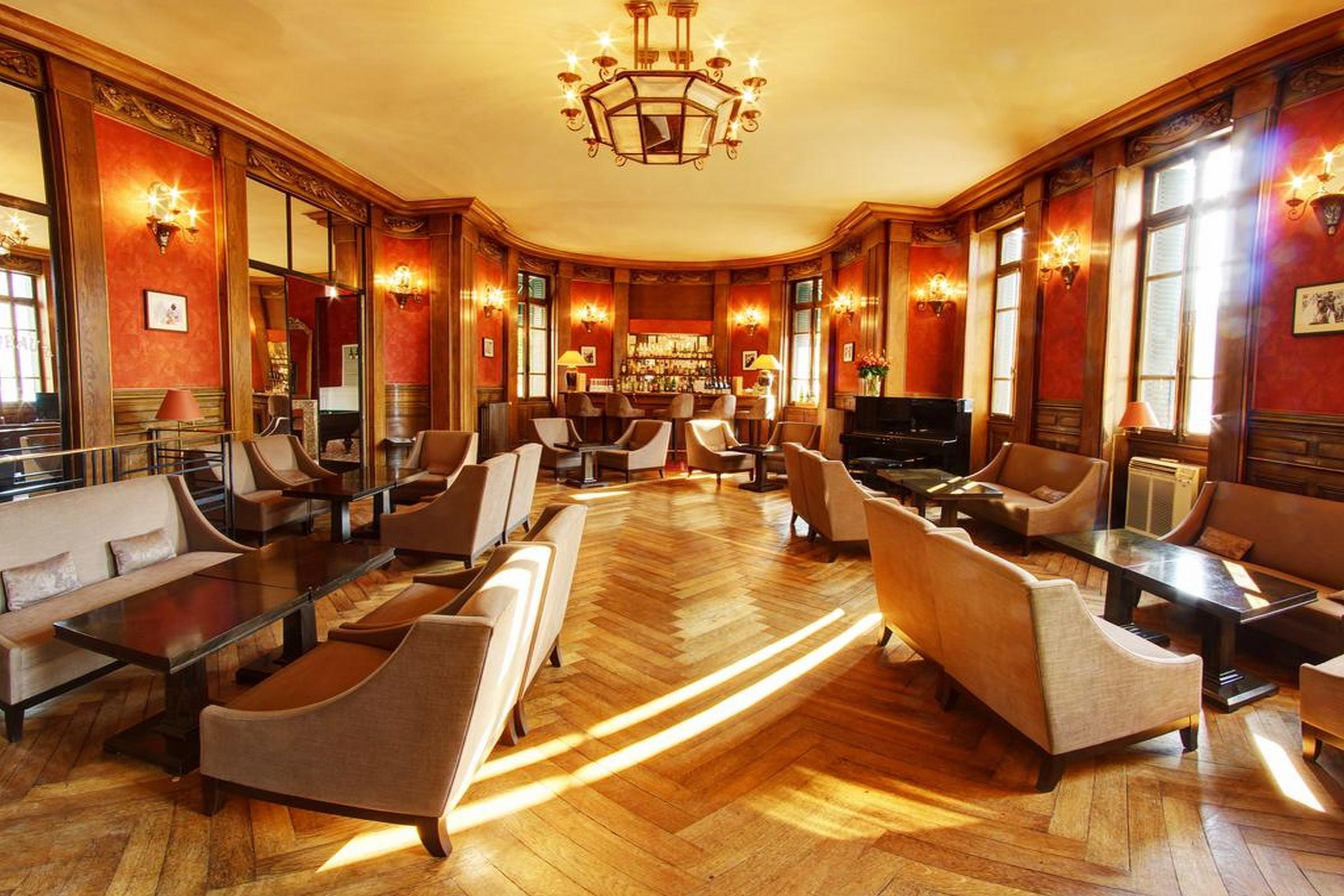 Hotel De La Poste Бон Экстерьер фото