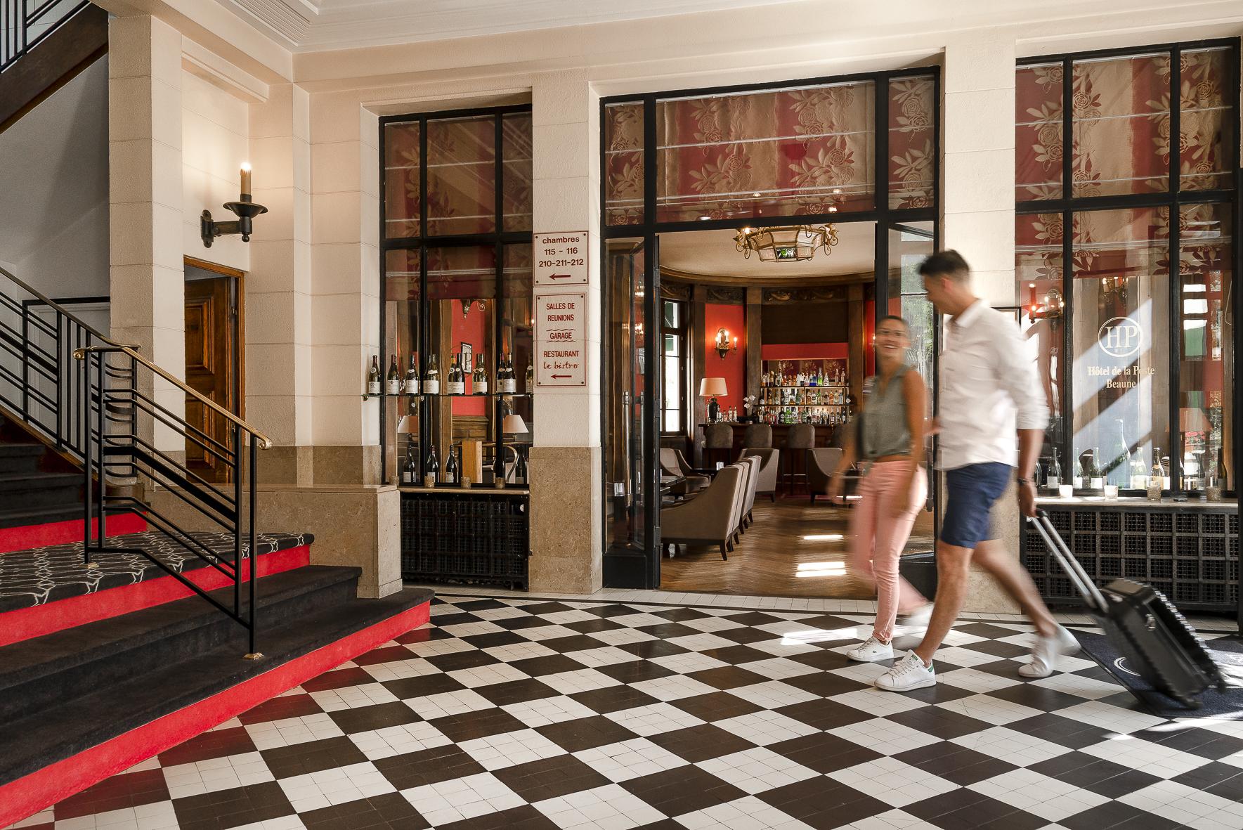 Hotel De La Poste Бон Экстерьер фото