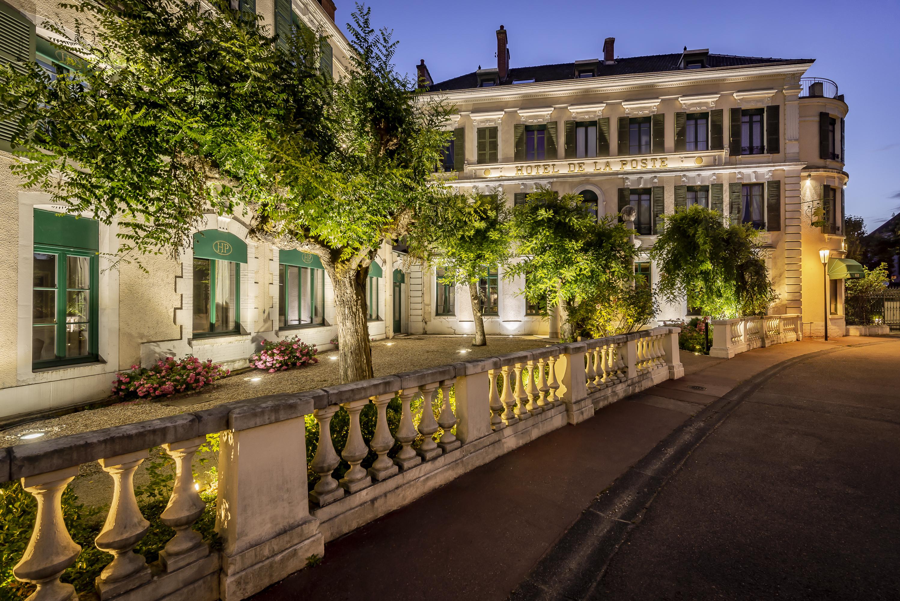 Hotel De La Poste Бон Экстерьер фото