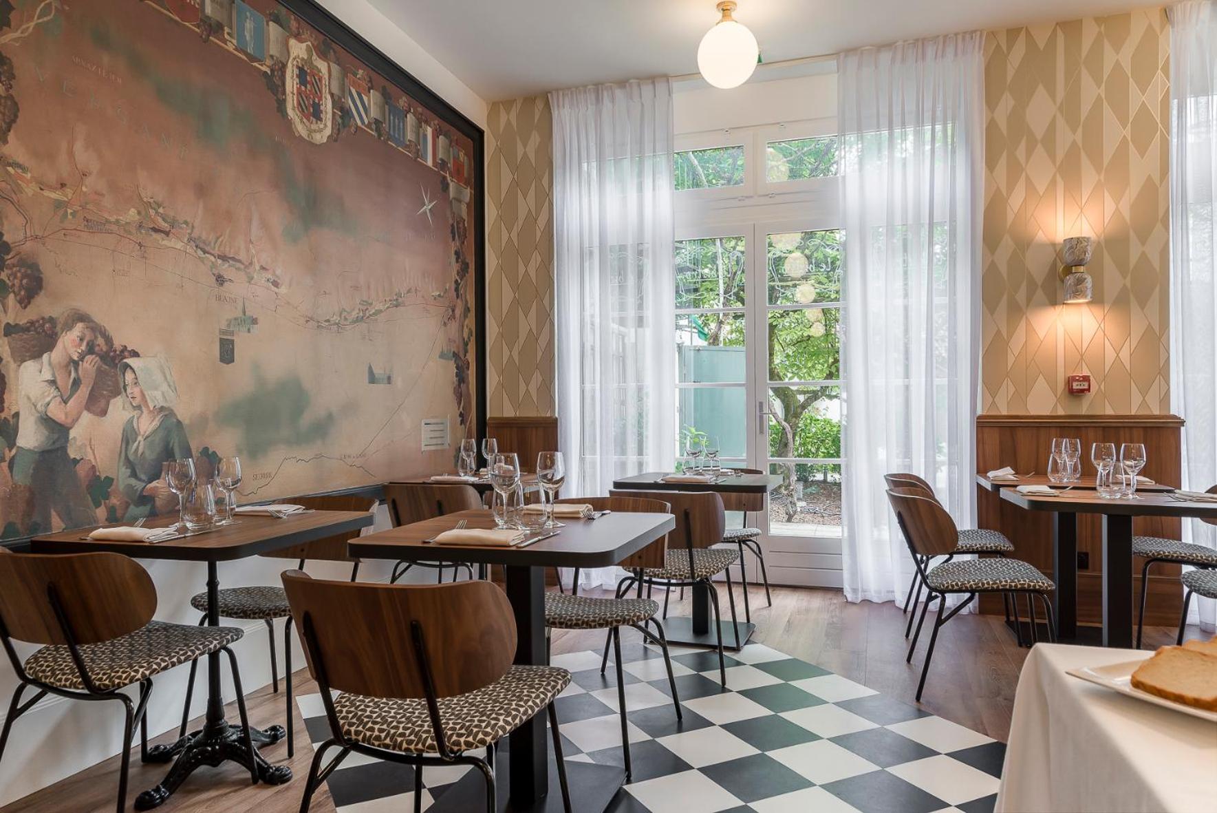 Hotel De La Poste Бон Экстерьер фото